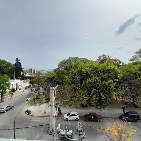 Departamento Centrico Plaza Alvarado Con Cochera Salta Eksteriør billede